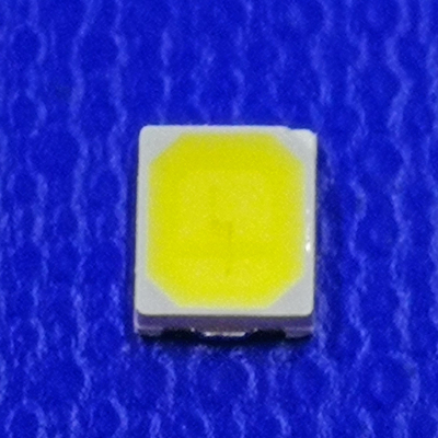 China Manufacturer Wholesale SMD 2835 LED 0.2W 21-23lm White Color 7000 - 9000K LED Chip 120deg