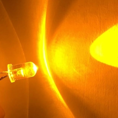 Throughhole 5mm 45deg 590nm Yellow Color LED 11000mcd Round Head With Flange For LED Barricade Light