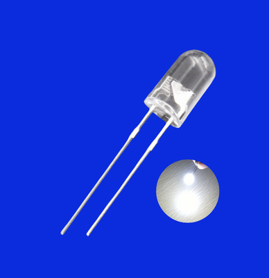 0.5W 5mm LED Light Emitting Diode 7000-9000K White Color 30000-35000mcd Clear Lens For Indicator Lighting