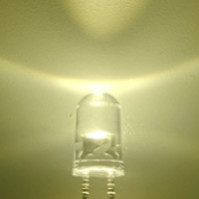 0.2W Highlighted 3mm 3000-3500K Warm White Color 15000-18000mcd Round Shape F3 LED Diode